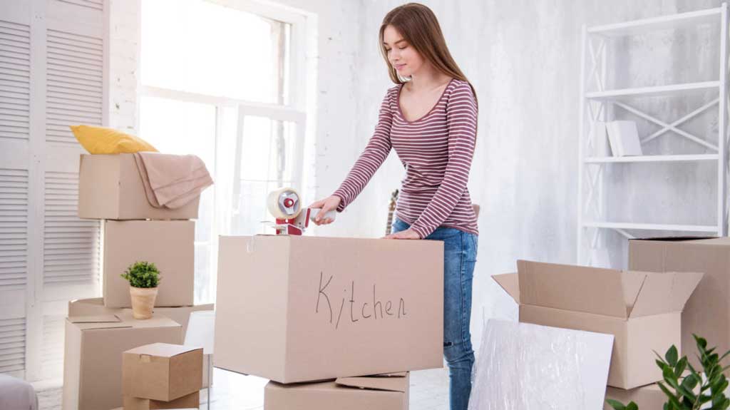 8 Sensational Tips for Packing Up Your Kitchen for a Move