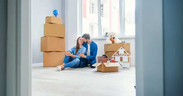 Top Reasons People Move Long Distance (And Why to Hire Movers)