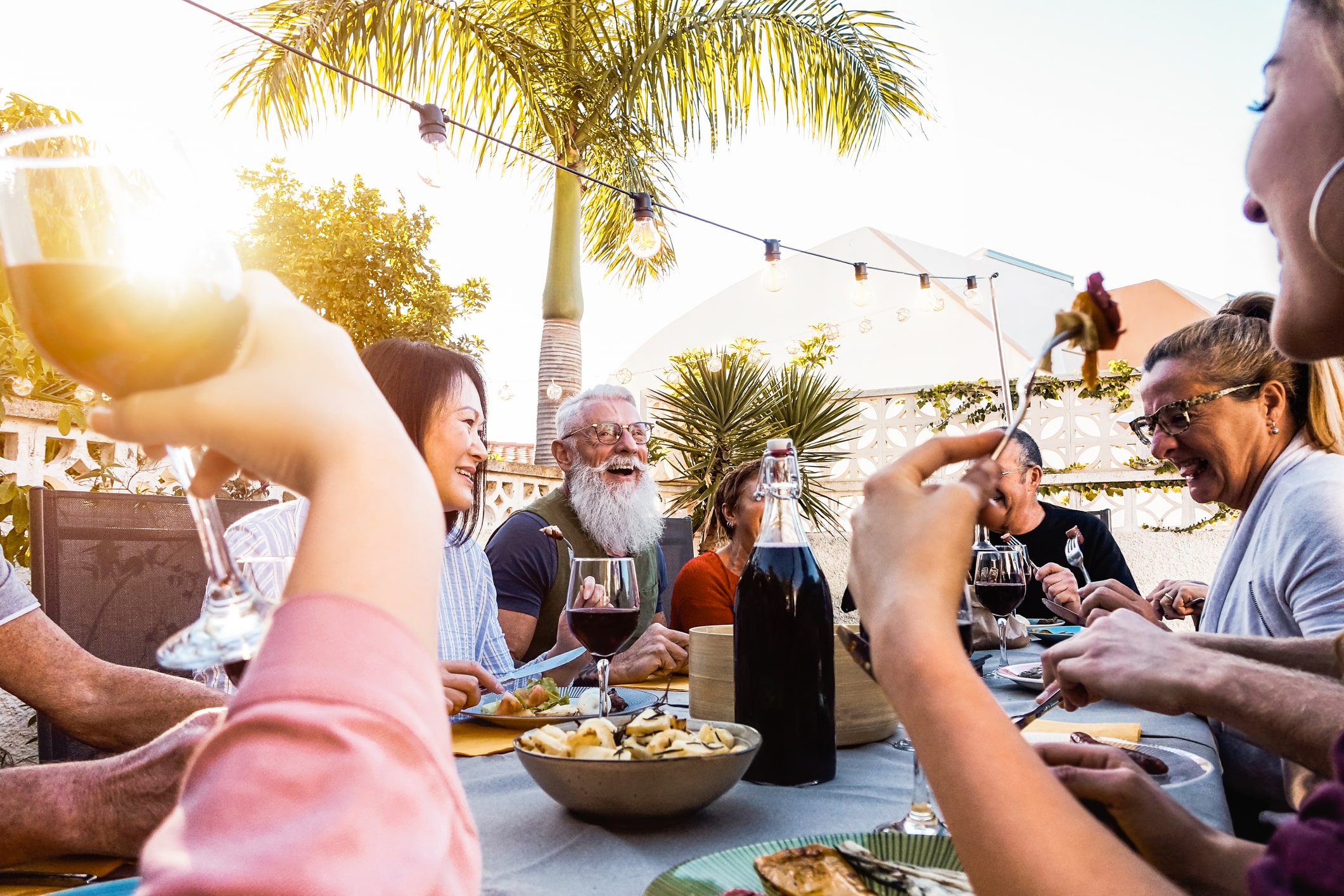 A group enjoying lunch outdoors in South Carolina, known for its Southern hospitality and welcoming residents