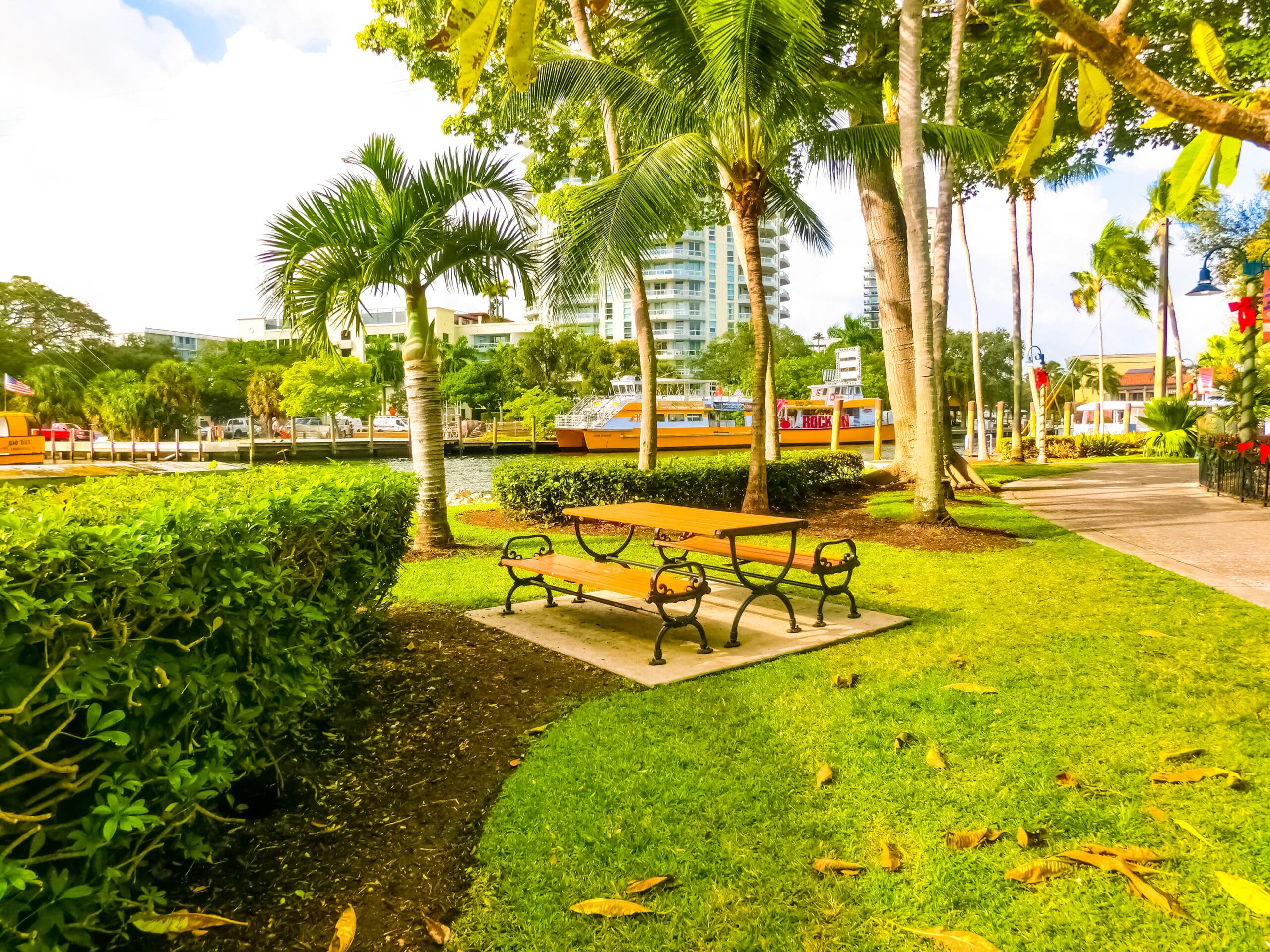 Riverwalk Park in Ft. Lauderdale is a scenic pathway appealing to those moving to Fort Lauderdale