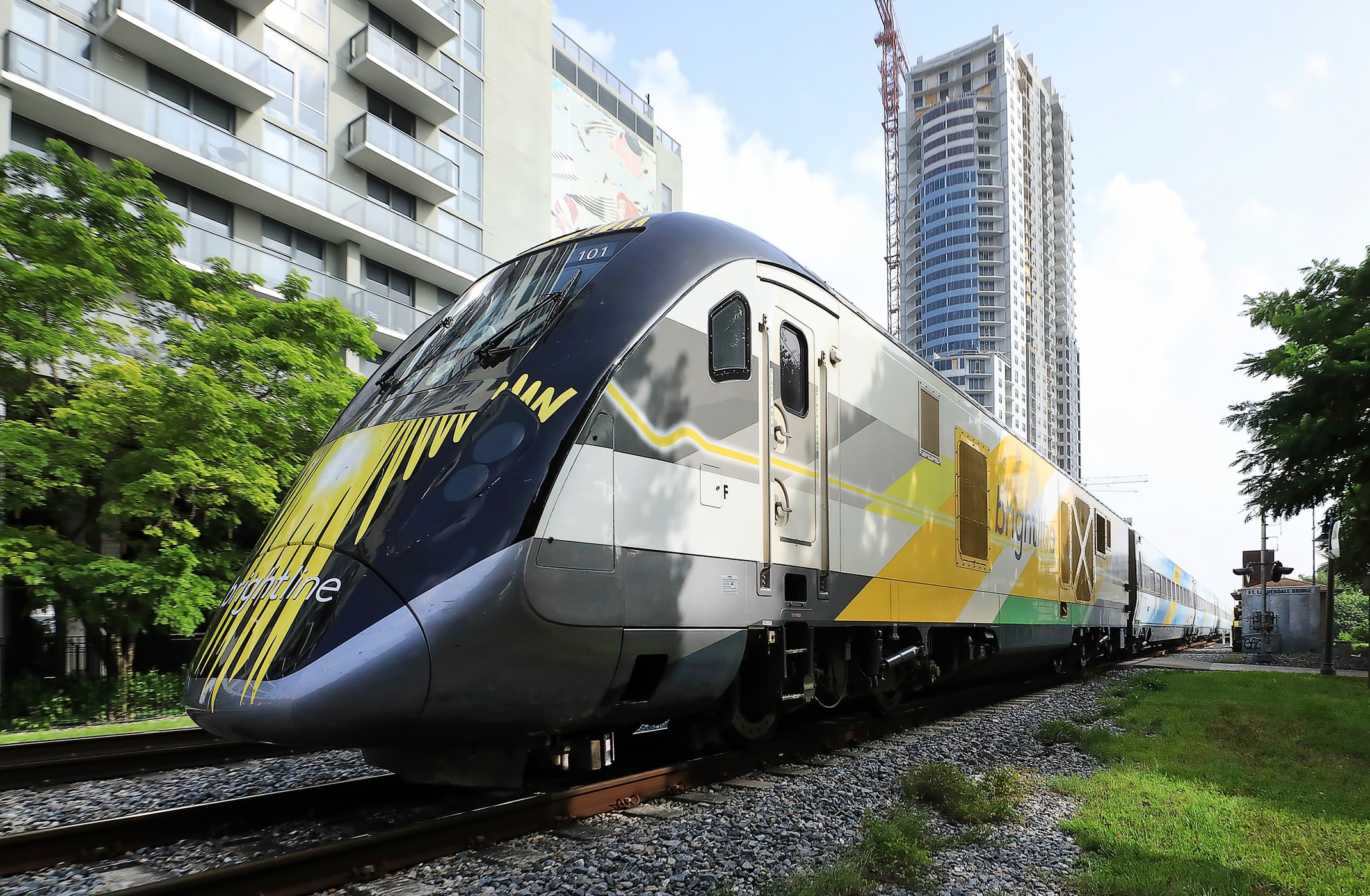 A Brightline train highlights Fort Lauderdale's convenient transportation network, a perk for those living in Fort Lauderdale