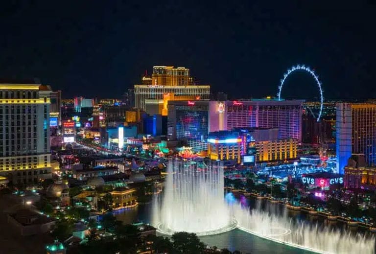 Moving-from-Los-Angeles-to-Las-Vegas_thumb